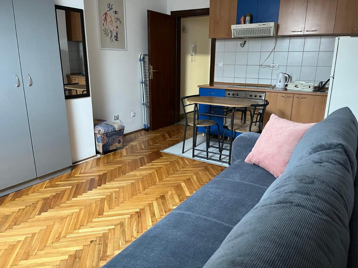 Studio In The Centre Of Novi Sad Apartment Exterior photo
